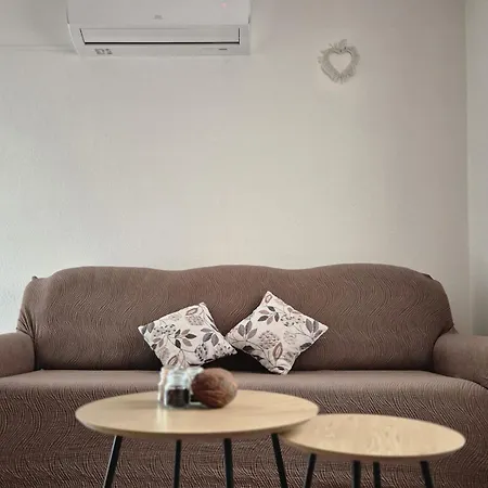Livno Apartman 利夫诺